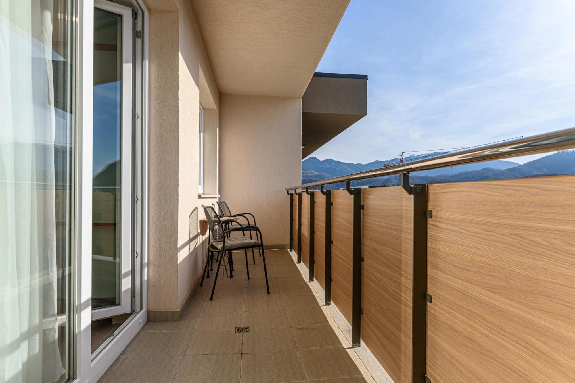 B-Holiday Luxury Apartments Urban Plaza Брашов Экстерьер фото